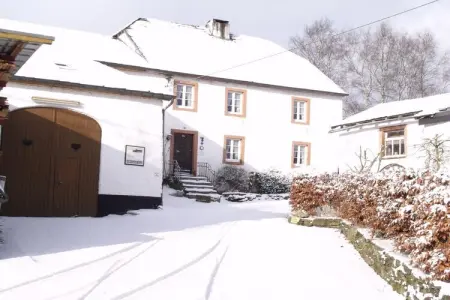 Location maison à Burg Reuland, Maison de vacances avec 4 chambres