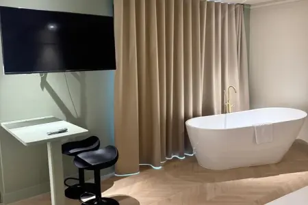 Appartement au cœur d'Alicante avec jacuzzi privé : photo 6