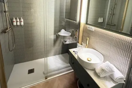 Appartement au cœur d'Alicante avec jacuzzi privé : photo 21