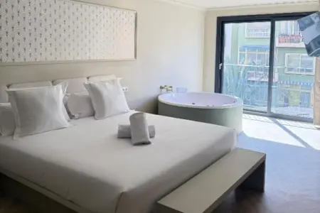 Appartement au cœur d'Alicante avec jacuzzi privé : photo 25