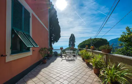 Location maison à Camogli, Red House