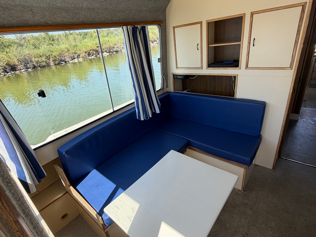 Bateau à quai chaleureux et unique - 5 pers., Bateau 6 personnes à Mauguio - Photo 4