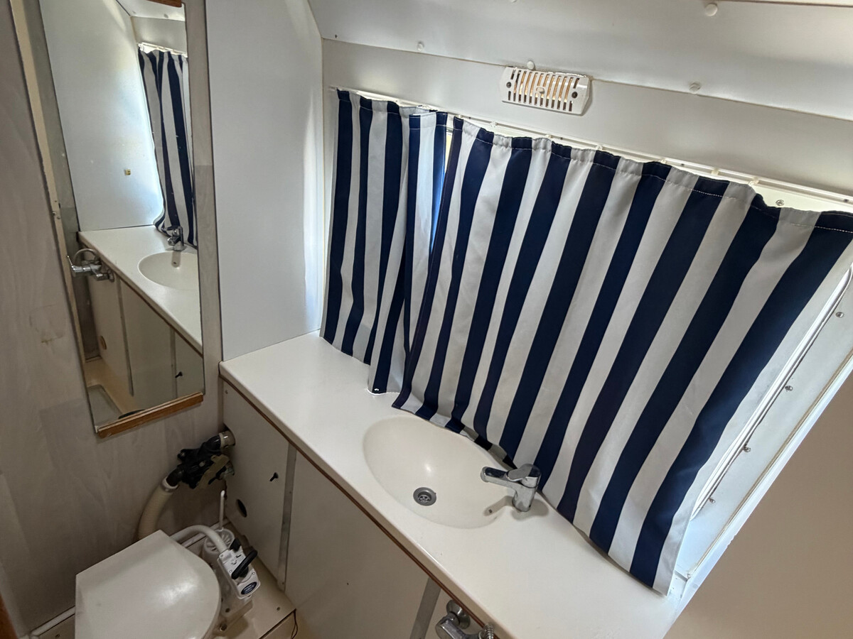 Bateau à quai chaleureux et unique - 5 pers., Bateau 6 personnes à Mauguio - Photo 6