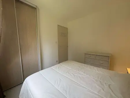 Appartement climatisé avec terrasse à 200m des plages : photo 14