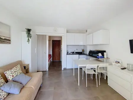Studio climatisé vue mer, balcon 7m² - Bormes-les-Mimosas : photo 4