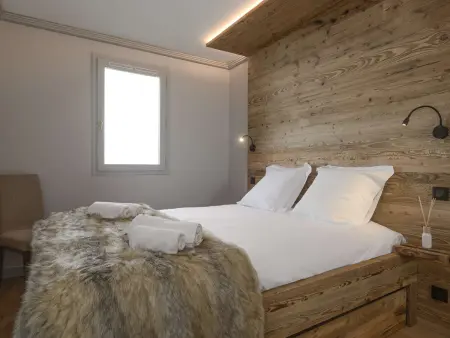 Appartement skis aux pieds à Courchevel 1850 : photo 2