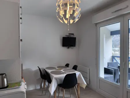 Appartement 4 pers. avec balcon vue montagne à Cauterets : photo 2