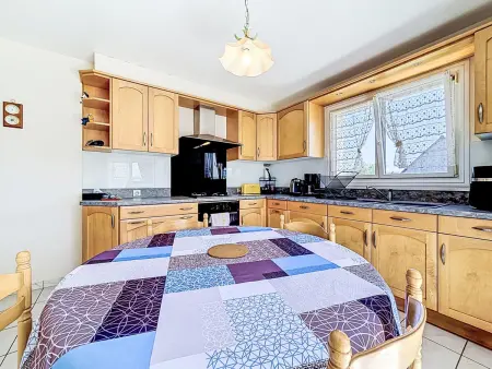 Maison Le Guerno – 6 pers., 3 chambres, terrasse : photo 11