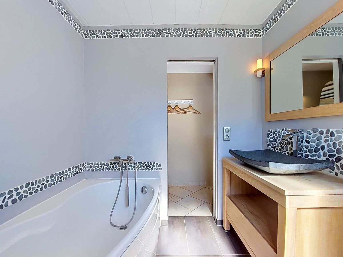 Ti Hudek, maison 6 pièces à 500 m de la mer - Photo 19