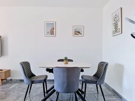 Le Chaville – Appartement vue mer à Cagnes-sur-Mer : photo 1