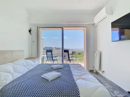 Le Chaville – Appartement vue mer à Cagnes-sur-Mer : photo 9