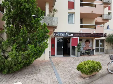 Appartement 5 pers. avec balcon, terrasse et piscine : photo 12
