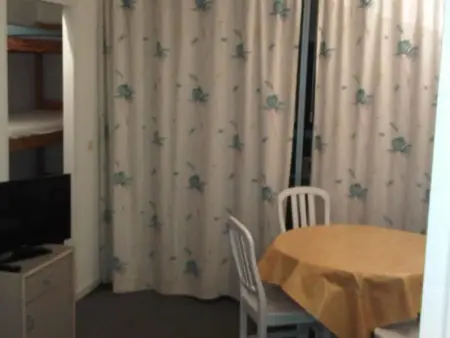 Appartement 5 pers. avec balcon, terrasse et piscine : photo 30