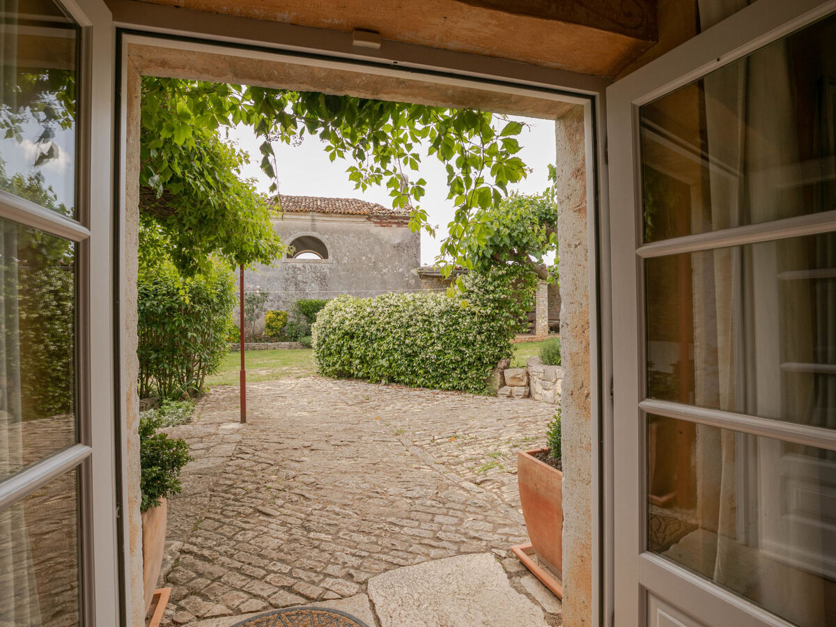 Maison Ita à Barbariga, 3 étages avec piscine - Photo 14