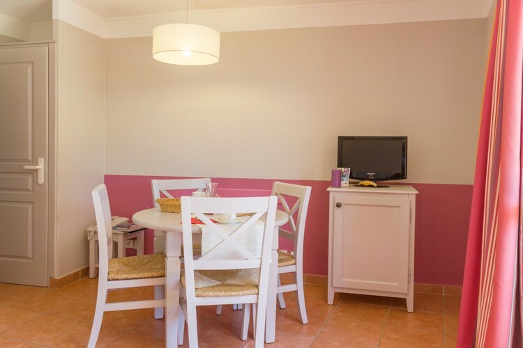 Studio 4 personnes Mandelieu avec terrasse et piscine - Photo 2