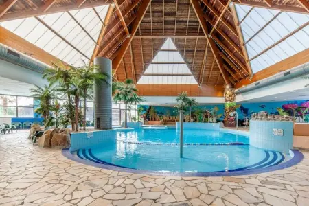 Maison 6 personnes Branville - Piscine intérieure chauffée : photo 4