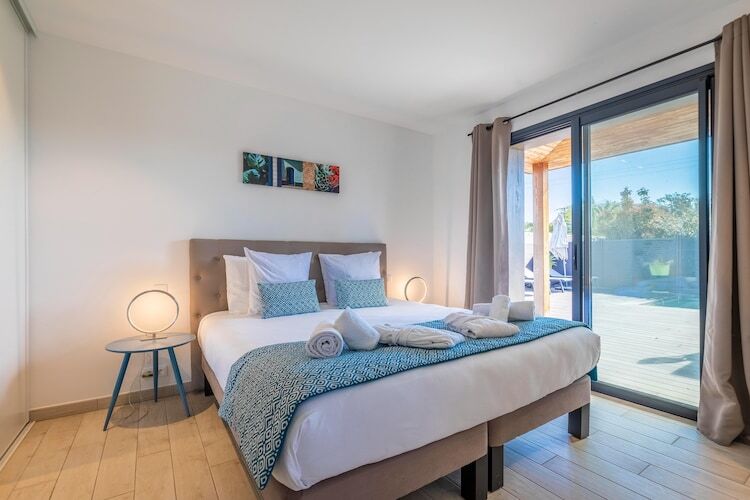 Villa Vesna Rossa : piscine chauffée à 500m de Cala Rossa - Photo 13
