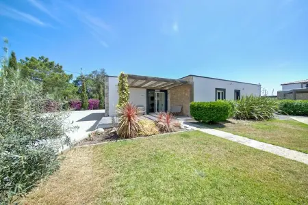 Location appartement à Porto Vecchio, Oasis corse avec piscine privée