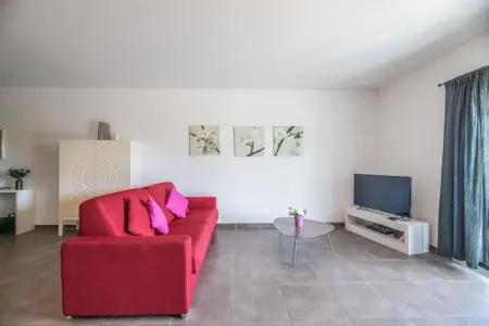 Location appartement à Porto Vecchio, Appartement corse avec pergola