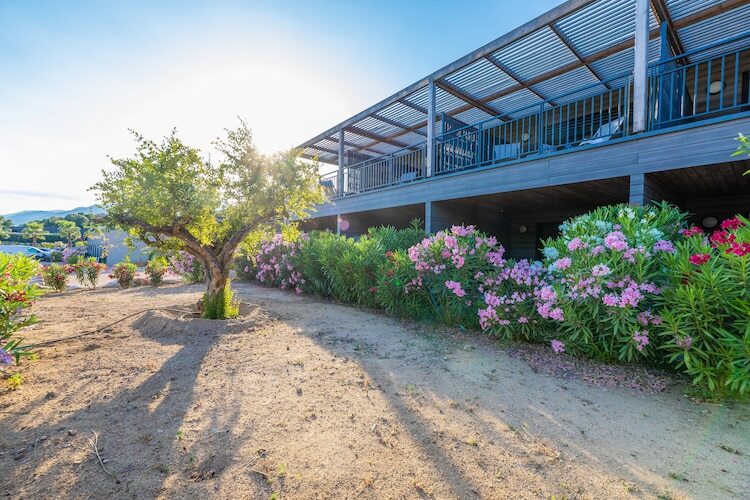Maison duplex Porto-Vecchio, piscine privée 4m et terrasse 40m² - Photo 28