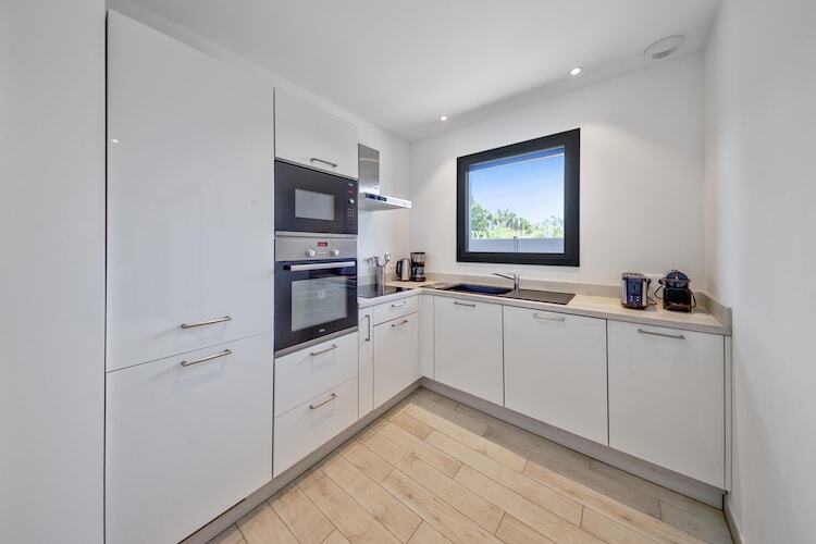 Villa Vesna Rossa, 3 chambres, piscine chauffée 7m à Porto-Vecchio - Photo 6