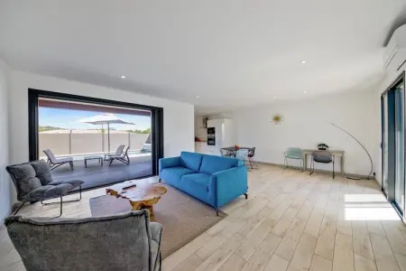 Villa Vesna Rossa Porto-Vecchio : 4 chambres, piscine chauffée
