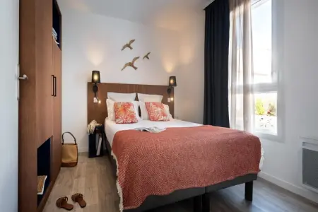 Maison duplex 6 personnes avec piscine chauffée aux Sables-d'Olonne : photo 12