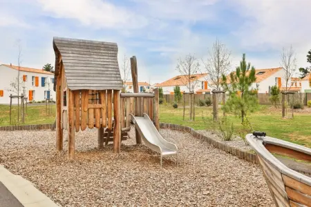 Maison duplex 6 personnes avec piscine chauffée aux Sables-d'Olonne : photo 20