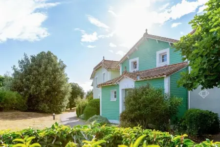 Location appartement à Talmont Saint Hilaire, Maison de bord de mer avec aire de jeux
