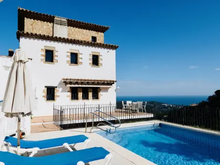 Location villa à Platja d´Aro, Maison avec vue mer, piscine privée - 8 pers.