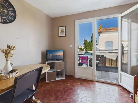 Appartement 2 pièces cabine avec terrasse à Marseillan-Plage : photo 3