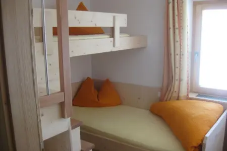 Maison Alpen-Suite à Langtaufers – Mobilier artisanal : photo 3