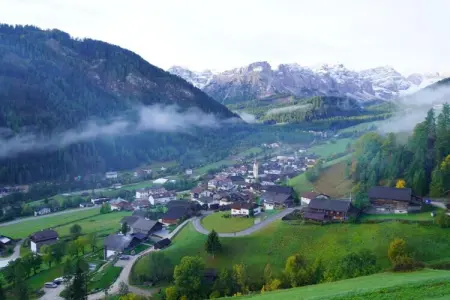 Appartement 56 m² aux Dolomites, balcon vue montagne : photo 11