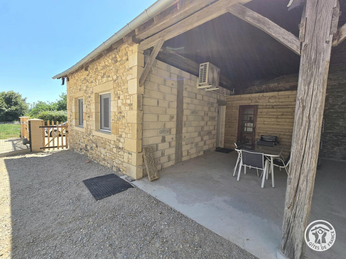 Gîte 2 pers. avec piscine partagée à Dussac - Photo 3
