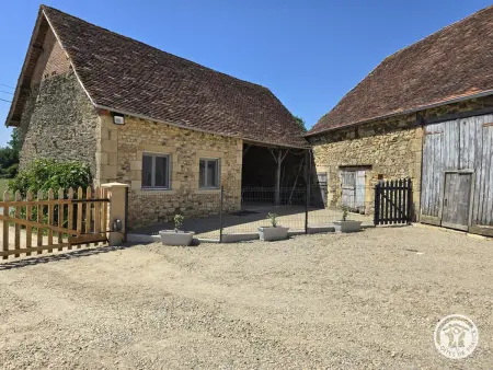 Location gite à Dussac, Gîte avec parking privé - 2 pers.