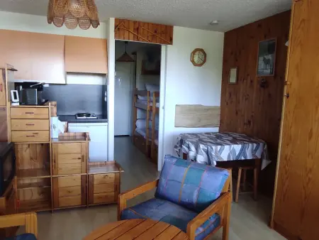 Studio 25 m² vue lac, balcon sud - Super Besse : photo 6