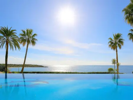 Location appartement à Estepona, Appartement élégant 2 ch avec terrasse à Estepona