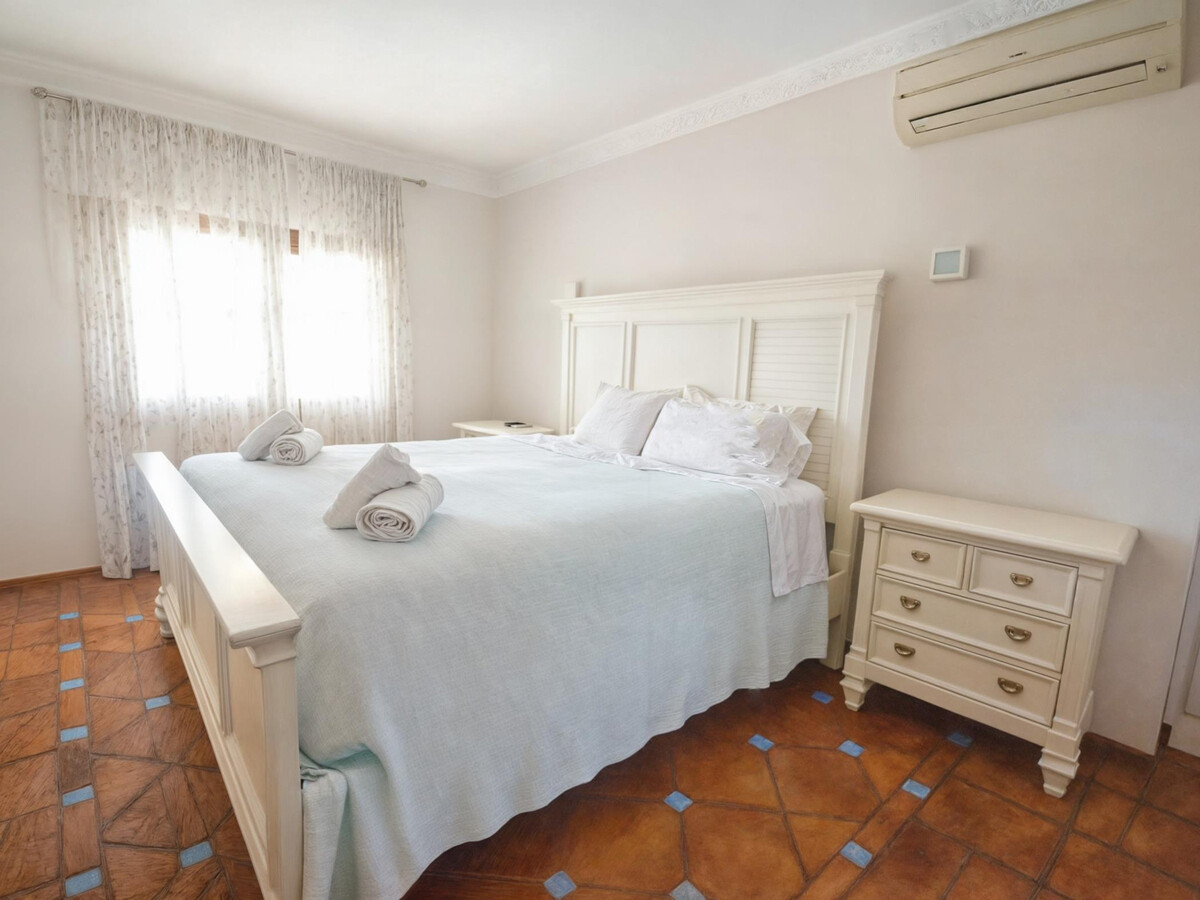 Villa Luna : 5 chambres face à la mer à Estepona - Photo 7