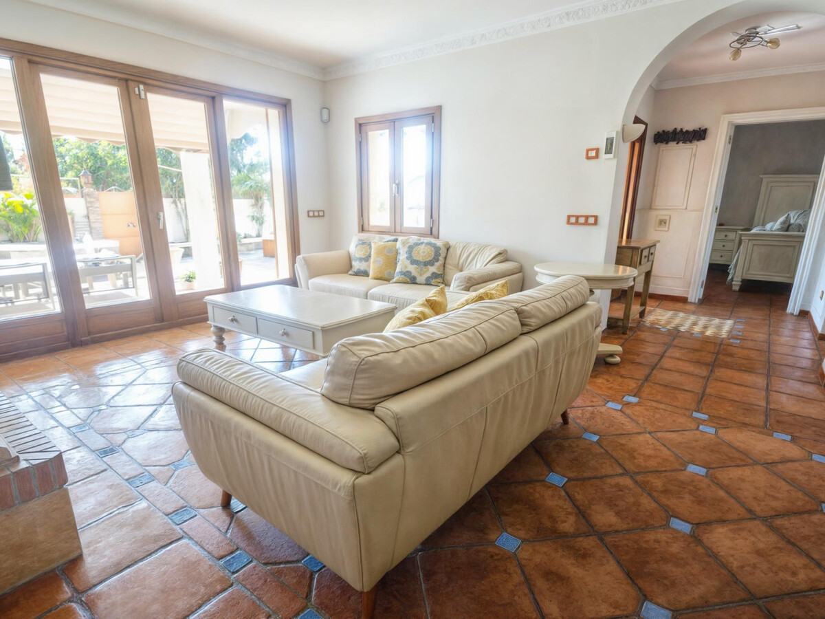 Villa Luna : 5 chambres face à la mer à Estepona - Photo 13