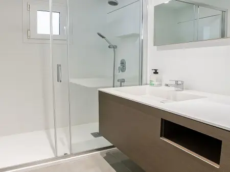 Appartement Paraíso Banús à Marbella, piscine et vue montagne : photo 9