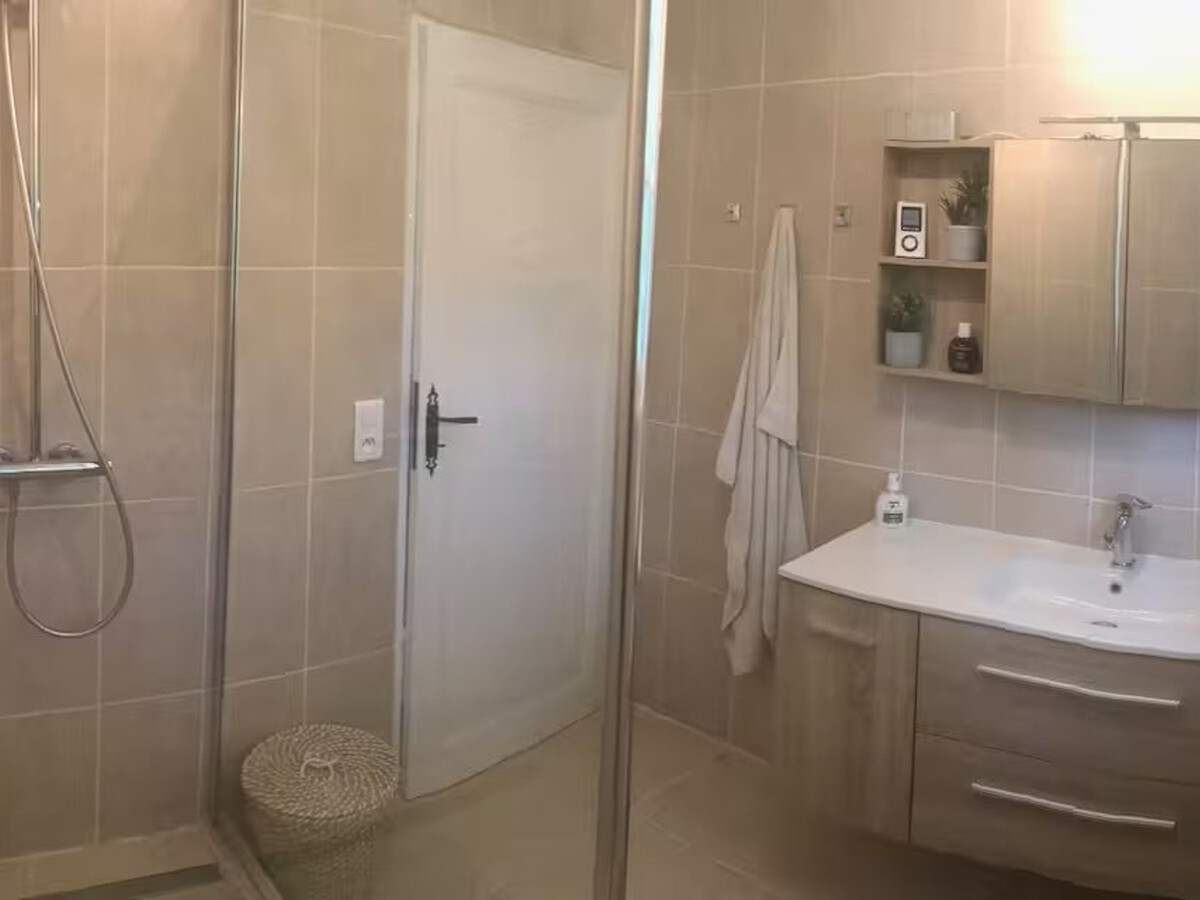 Maison 8 pers. vue mer à Cavalaire, terrain clos 600m² - Photo 12
