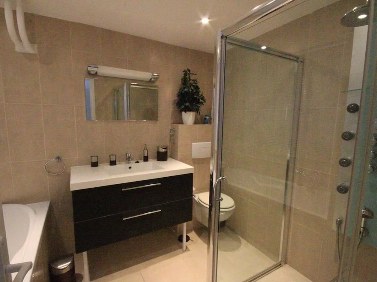 Maison 8 pers. vue mer à Cavalaire, terrain clos 600m² - Photo 13