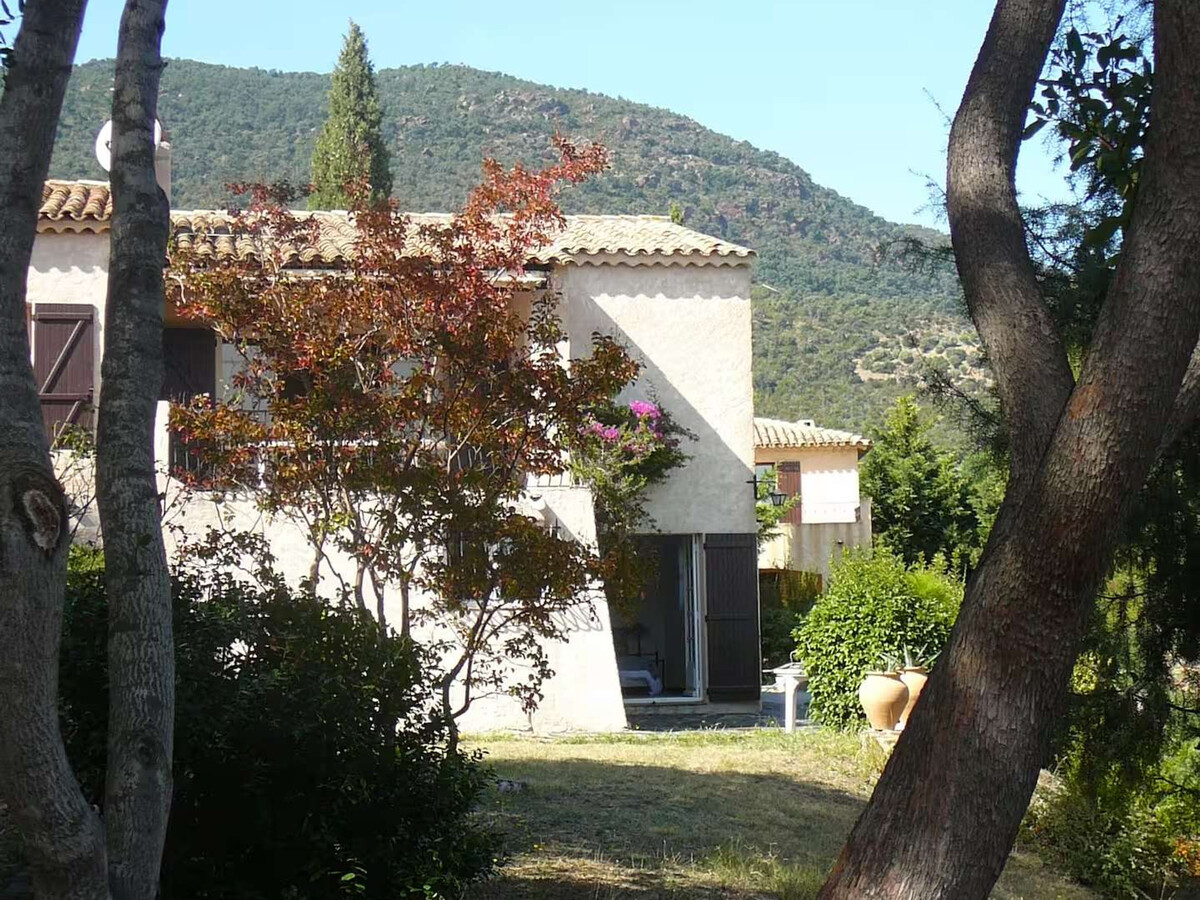 Maison 8 pers. vue mer à Cavalaire, terrain clos 600m² - Photo 15