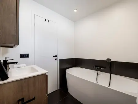 Appartement 70m² ski aux pieds, La Ferme d'Elisa : photo 13