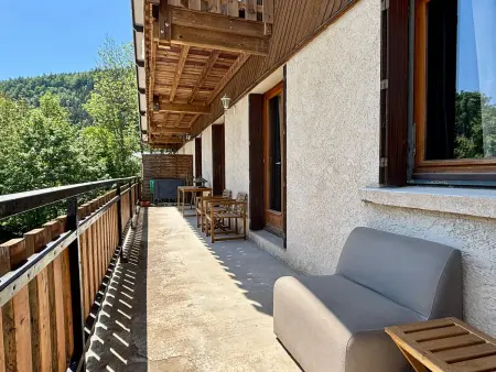 Appartement 3 chambres balcon sud, 10 min centre : photo 3