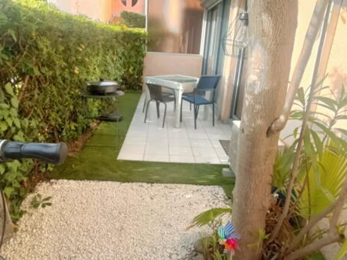 Appartement climatisé terrasse & piscine à 700m de plage - Photo 10