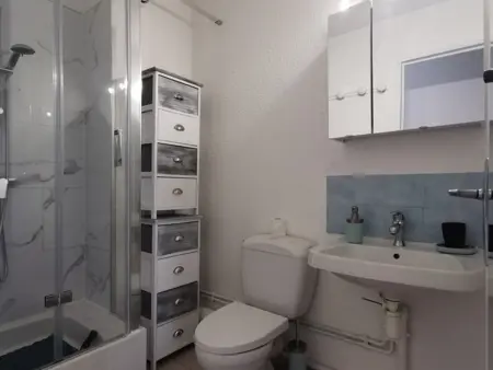 Studio cabine 4 pers. avec parking au Grau-du-Roi : photo 7