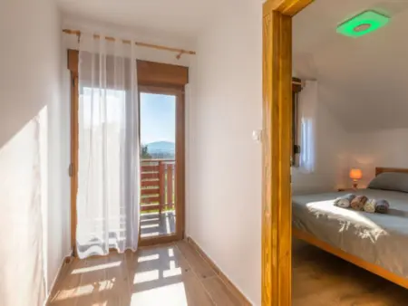 Maison Plitvička jezera - Piscine chauffée et sauna : photo 12