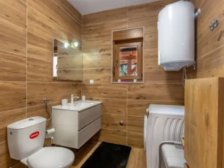 Maison Plitvička jezera - Piscine chauffée et sauna : photo 15