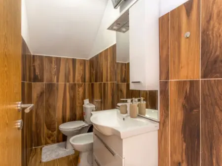 Maison Plitvička jezera - Piscine chauffée et sauna : photo 17